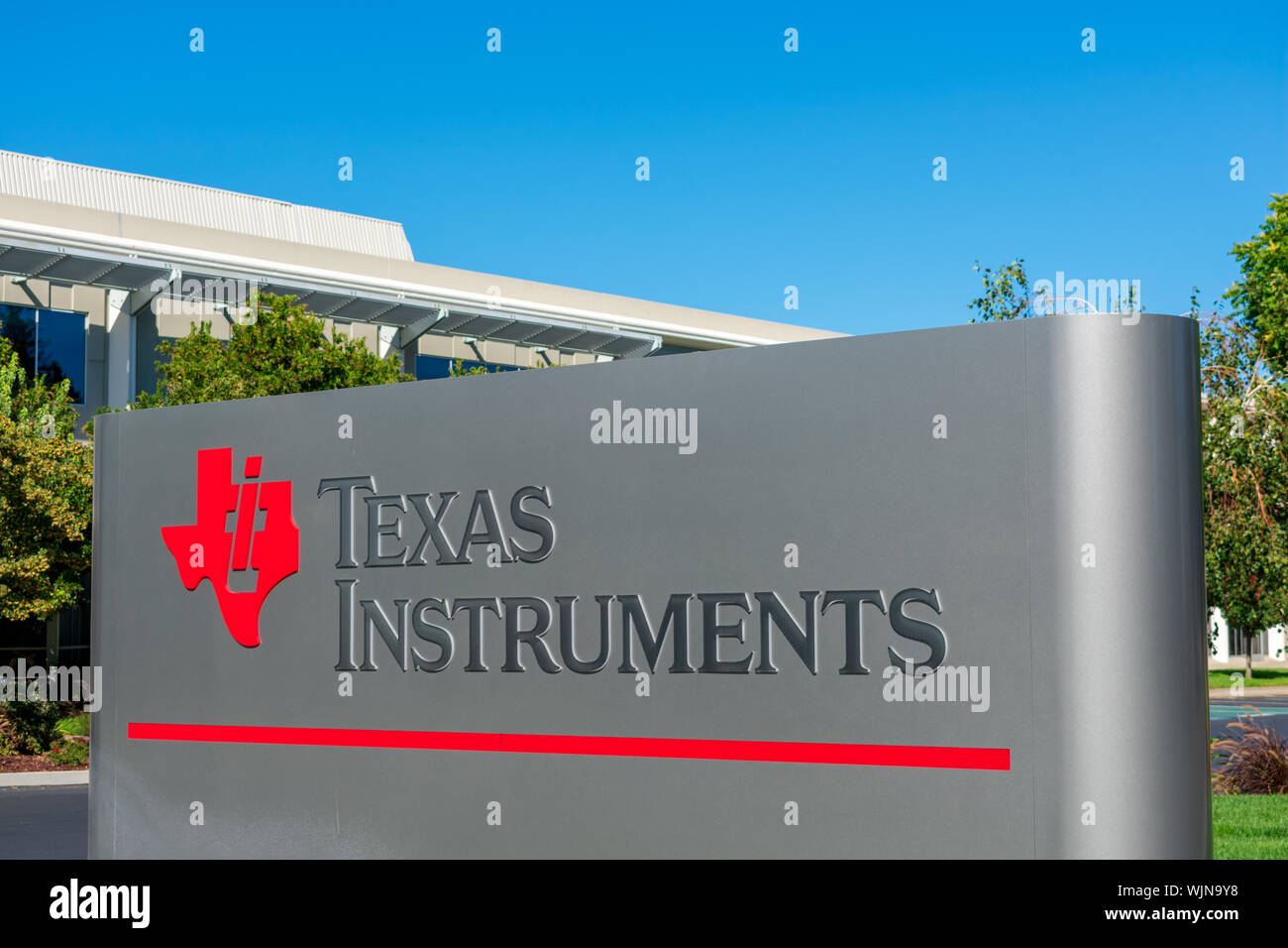 Texas Instruments Schild am Halbleiter Unternehmen im Silicon Valley, High-tech Hub der San Francisco Bay Area. Stockfoto