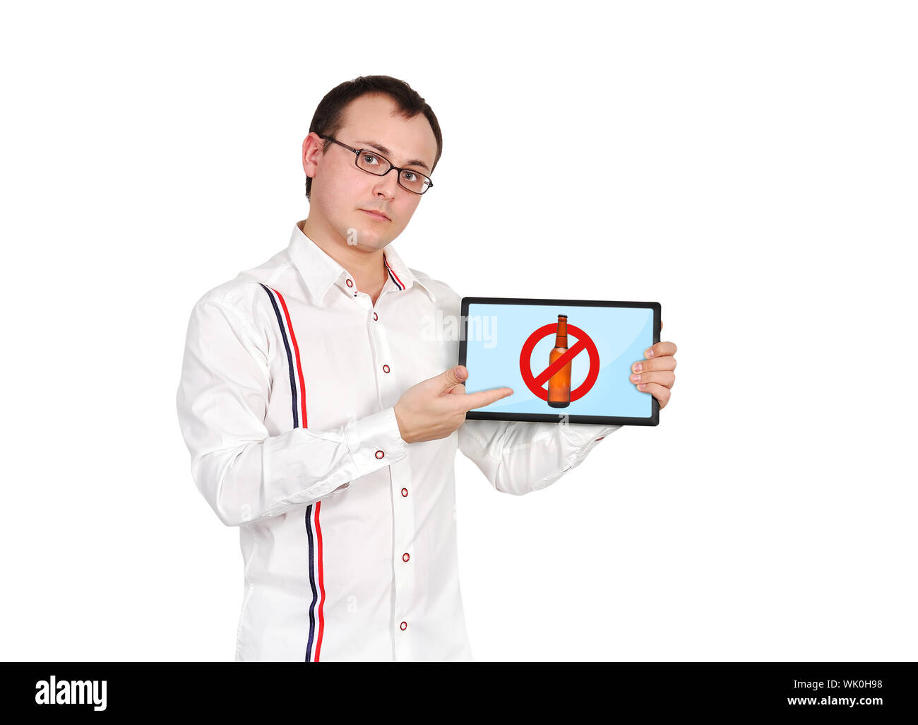 Männer holding Tablette, die kein Alkohol Symbol Stockfoto