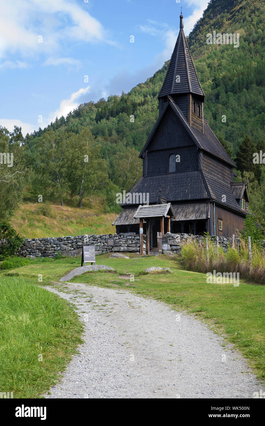 Alte Urnes stavkirke in Norwegen Stockfoto