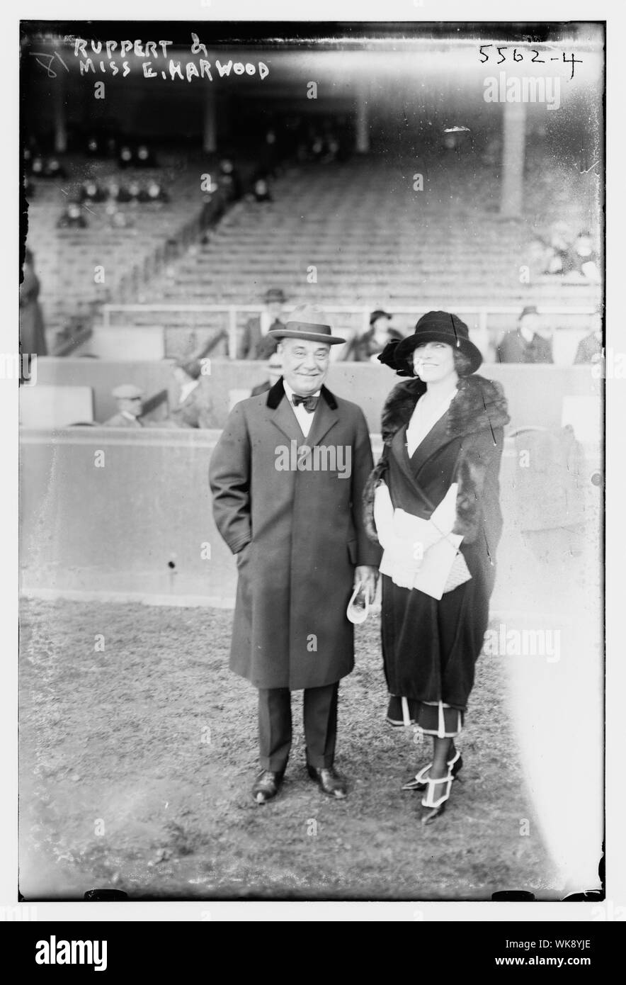 Jakob Ruppert, Inhaber von New York AL Baseball Team & Miss E. Harwood (Baseball) Stockfoto