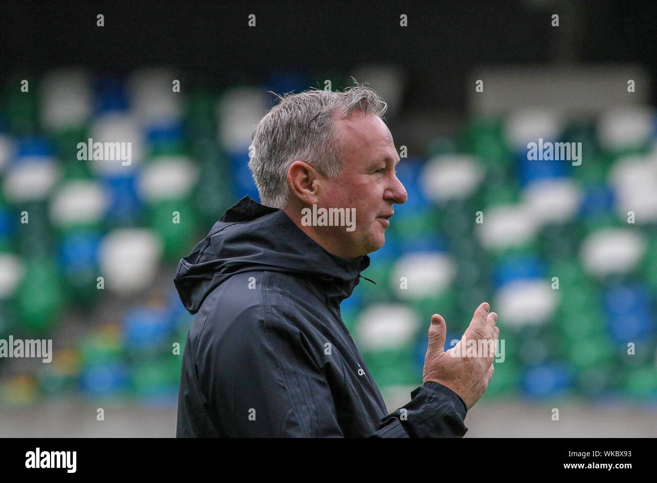 Windsor Park, Belfast, Nordirland. 04. September 2019. Nordirland Ausbildung in Belfast heute Morgen vor ihren internationalen Fußball Freundschaftsspiel gegen Luxemburg morgen Abend im Stadion. Nordirland Manager Michael O'Neill am Morgen. Quelle: David Hunter/Alamy Leben Nachrichten. Stockfoto