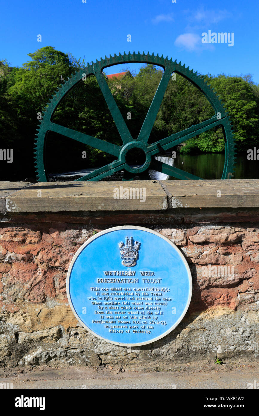 Sommer über den Fluss Wharf Bridge View, Wetherby Stadt, North Yorkshire, England, Großbritannien Stockfoto