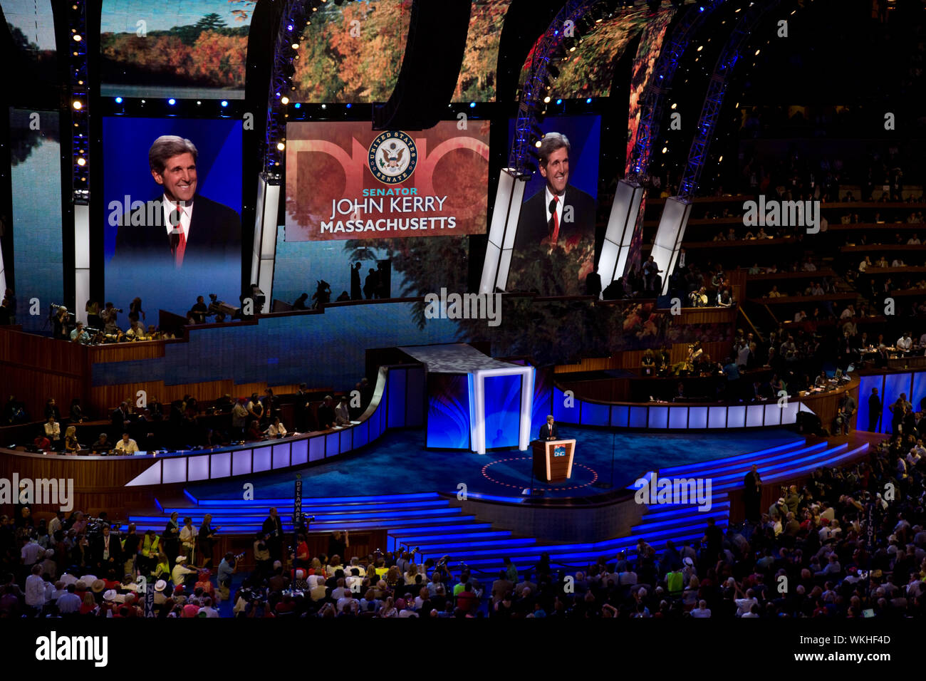 Senator John Kerry aus Massachusetts spricht mit dem Publikum bei der Democratic National Convention, Denver, Colorado, August 25-28, 2008 Stockfoto
