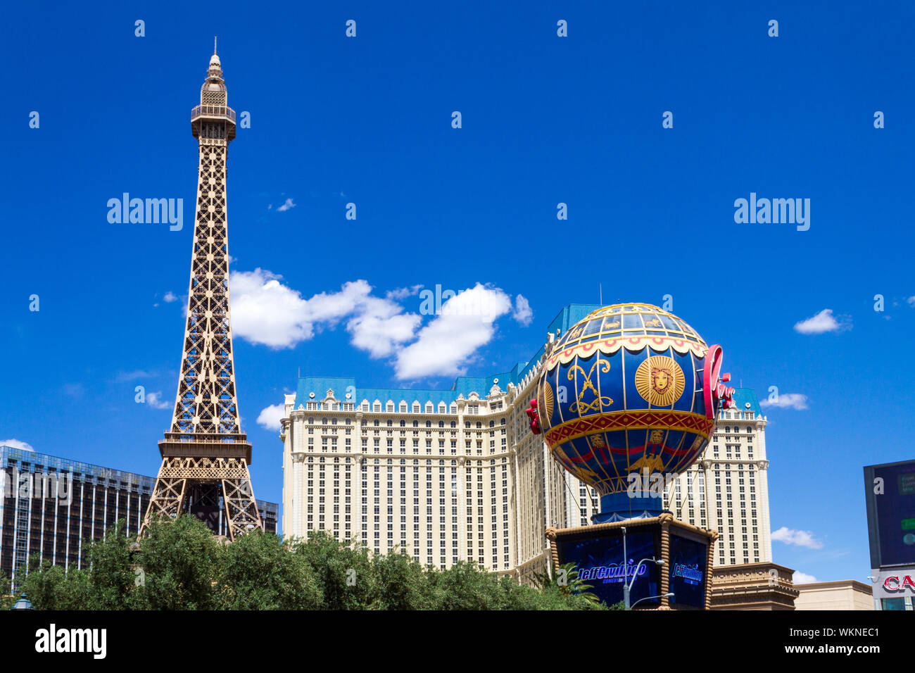 Las Vegas, NV/ USA - Mai 11, 2019: Das Paris Las Vegas Hotel und Casino mit einer Nachbildung der Eiffelturm ist bei 3655S Las Vegas Blvd, Las V Stockfoto