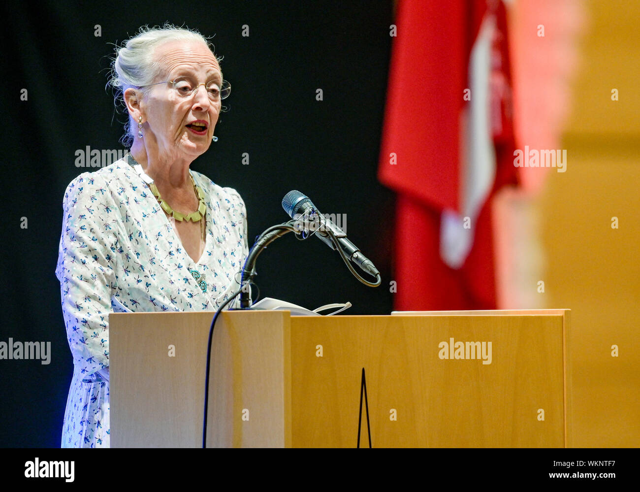 k-nigin-margrethe-ii-fotos-und-bildmaterial-in-hoher-aufl-sung-alamy