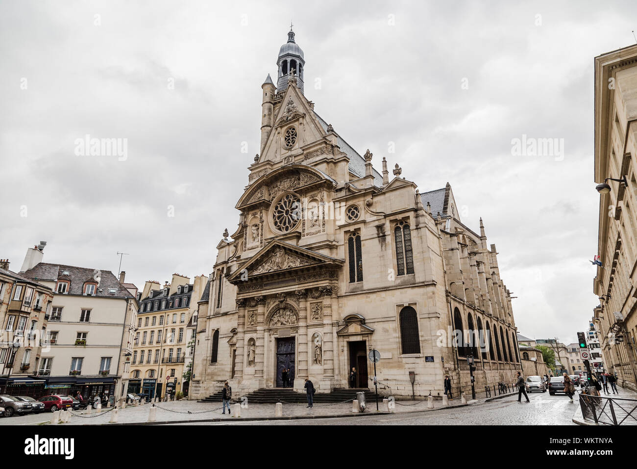 PARIS, Frankreich, 18. Mai 2016: Die Kirche von Saint-Etienne-du-Mont, welche Häuser Krebs Schutzpatronin von Paris - St. Genevieve Stockfoto