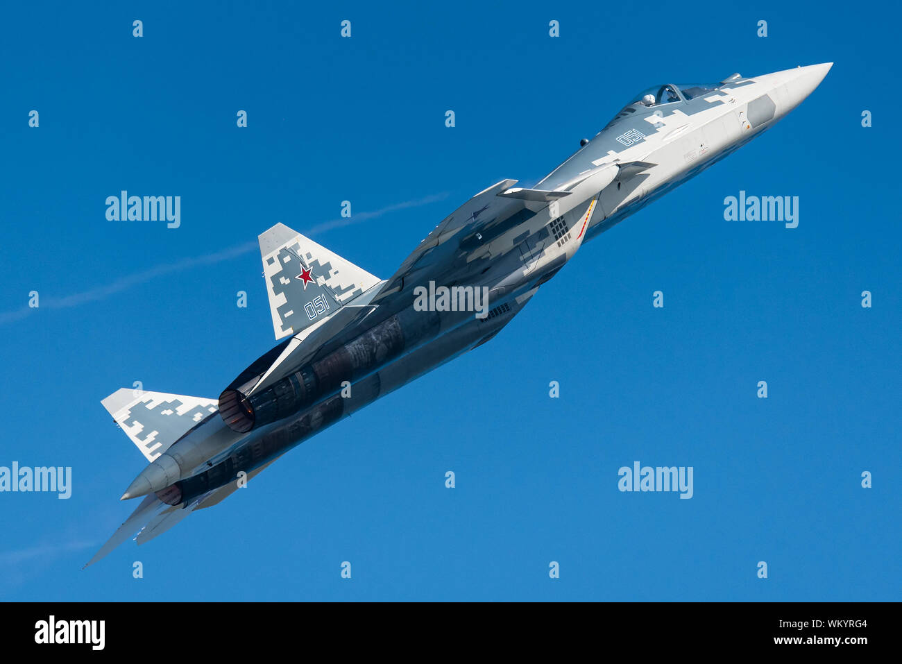 Die Suchoi Su-57 Stealth Fighter Jet der russischen Luftwaffe auf der MAKS 2019 Airshow. Stockfoto