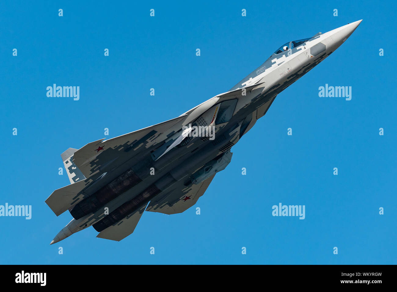 Die Suchoi Su-57 Stealth Fighter Jet der russischen Luftwaffe auf der MAKS 2019 Airshow. Stockfoto