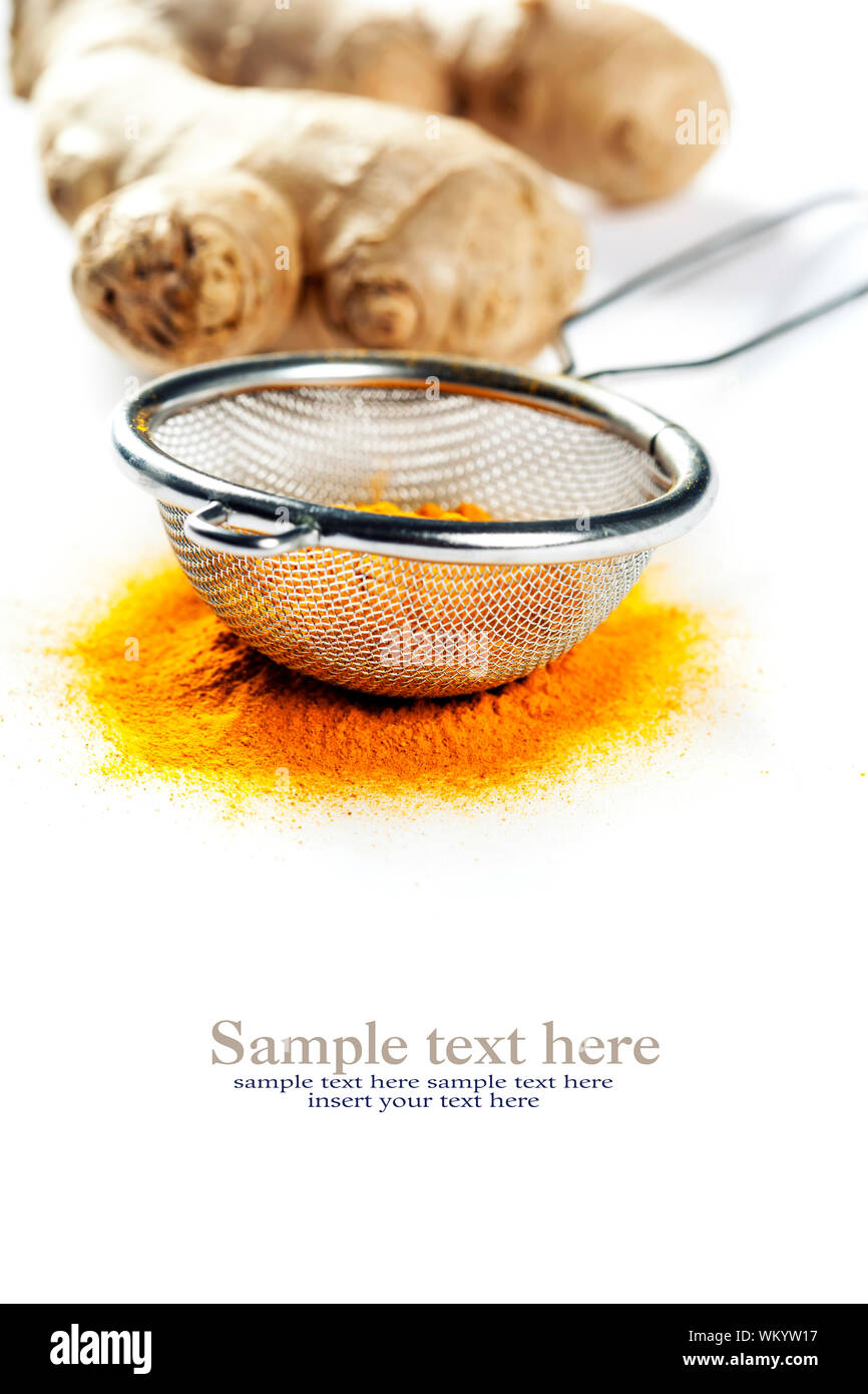 Frisch und gemahlener Ingwer Wurzel Gewürz Stockfoto