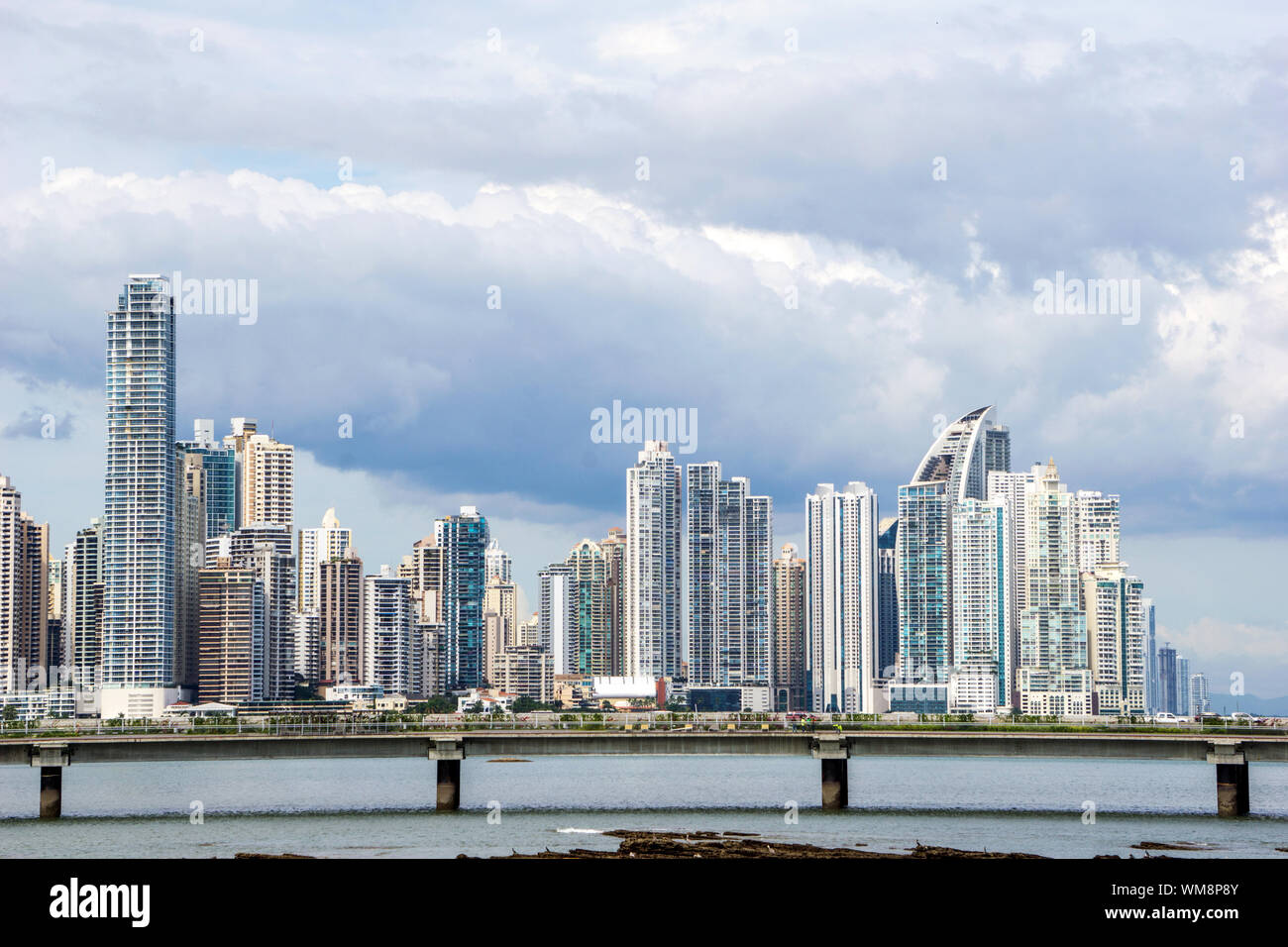 Panama City, Panama Skyline aus über die Bucht Stockfoto