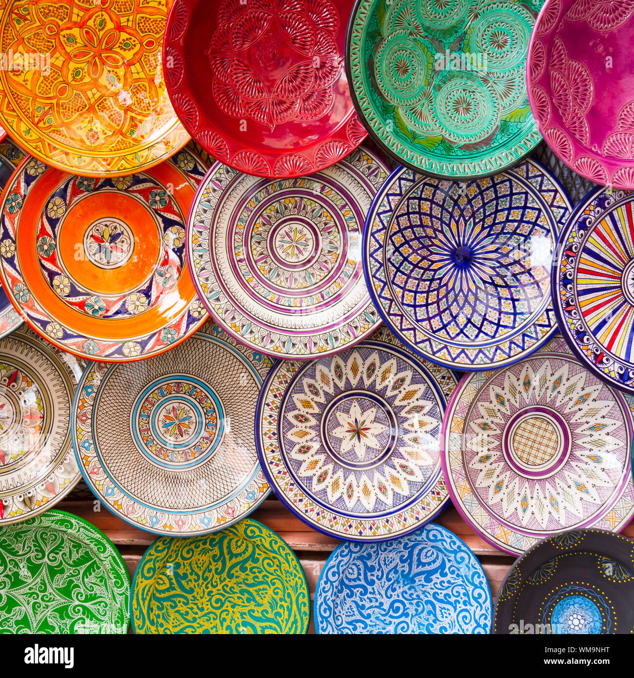 Traditionelle arabische bunten Tonplatten. Stockfoto
