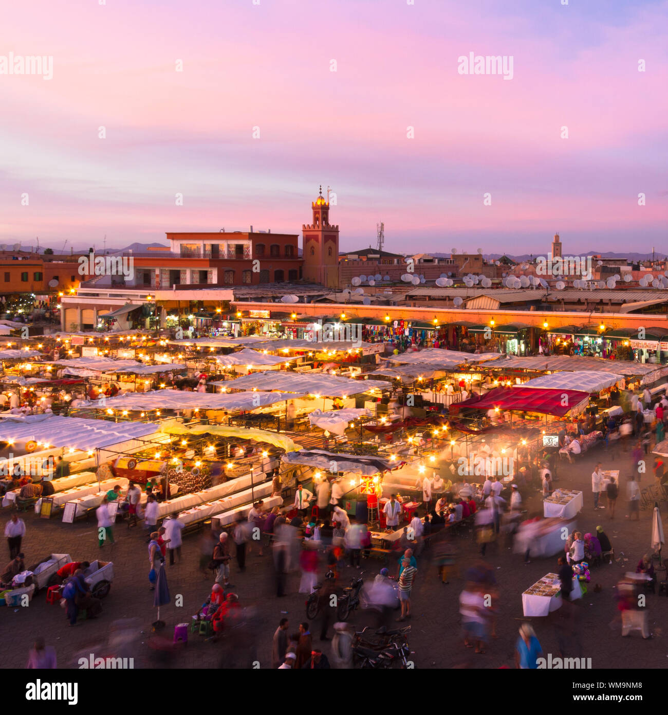 Jamaa el Fna, Marrakesch, Marokko. Stockfoto