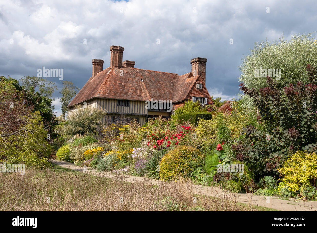 Great Dixter Garten und Haus, der Heimat der berühmten Garden Designer und Autor Christopher Lloyd, Ewhurst, East Sussex, Großbritannien Stockfoto