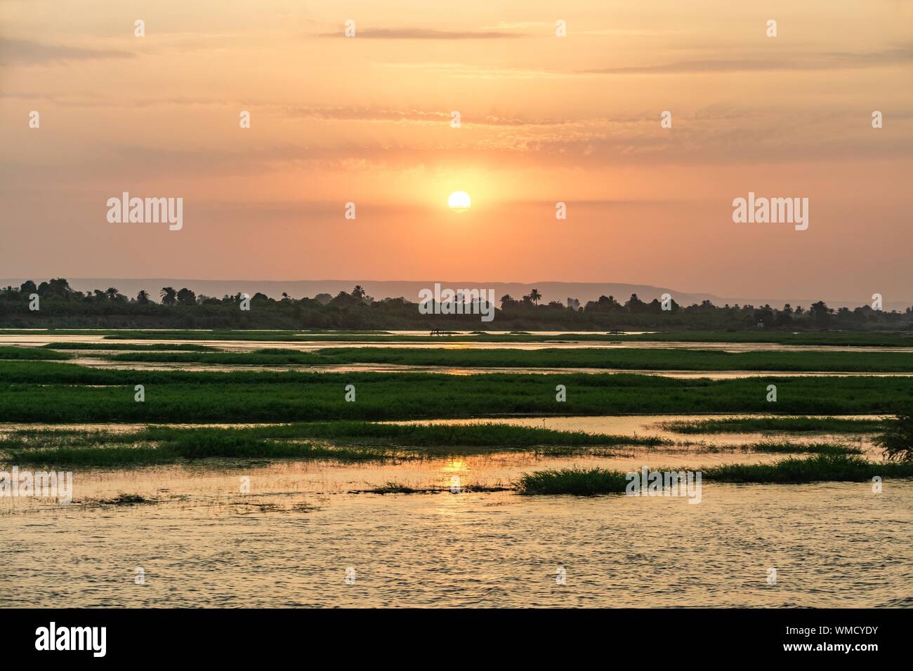 Schönen Sonnenuntergang über Nil, Ägypten Stockfoto