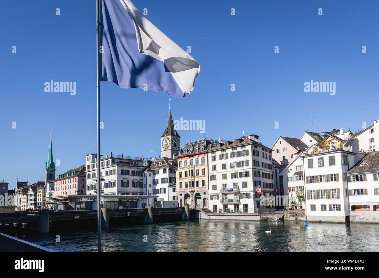 Altstadt und Fluss Limmat, Zürich, Schweiz Stockfoto