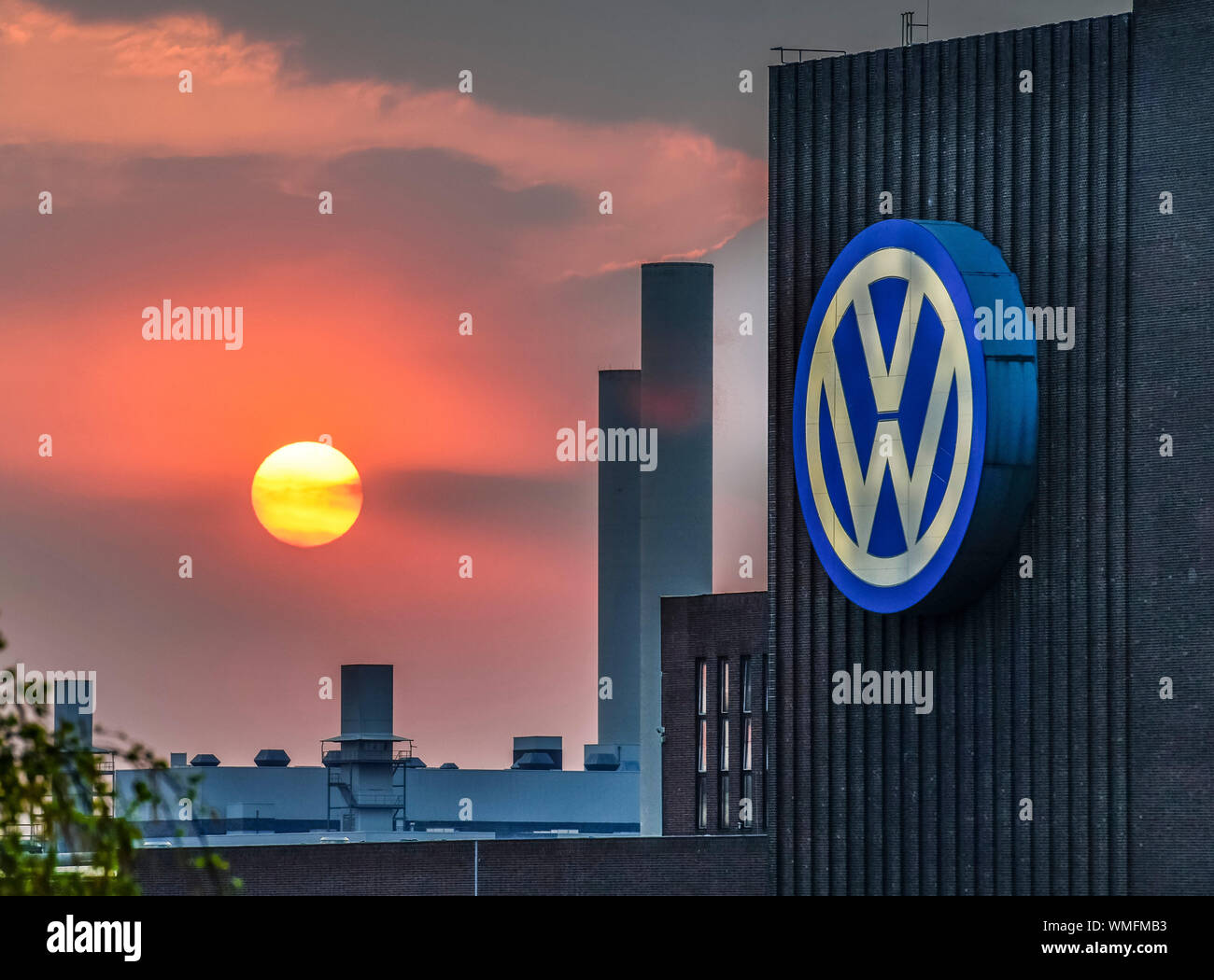 Sonnenuntergang, VW-Kraftwerk, Wolfsburg, Niedersachsen, Deutschland Stockfoto