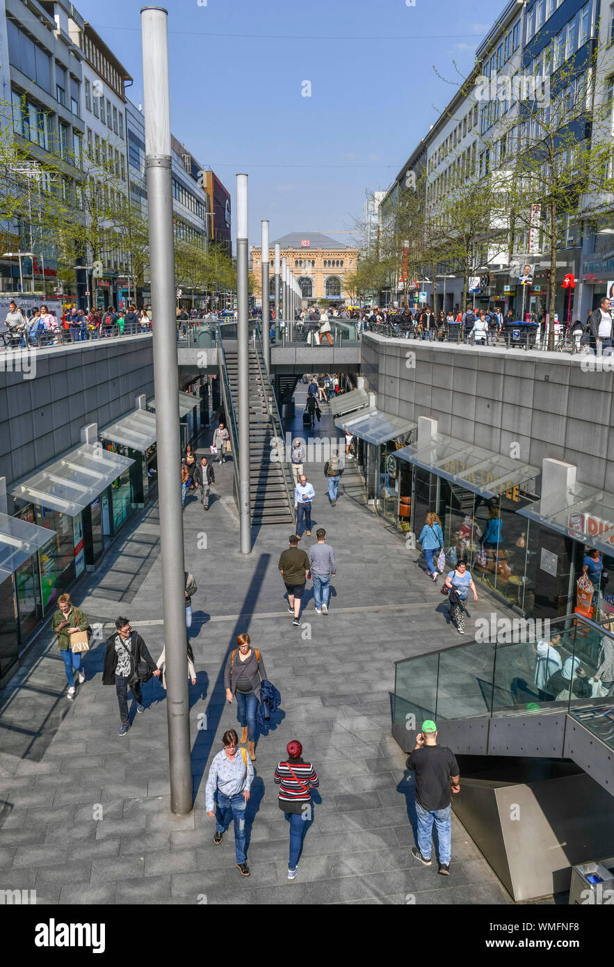 Niki-de-Saint-Phalle-Promenade, Bahnhofstrasse, Hannover, Niedersachsen, Deutschland Stockfoto