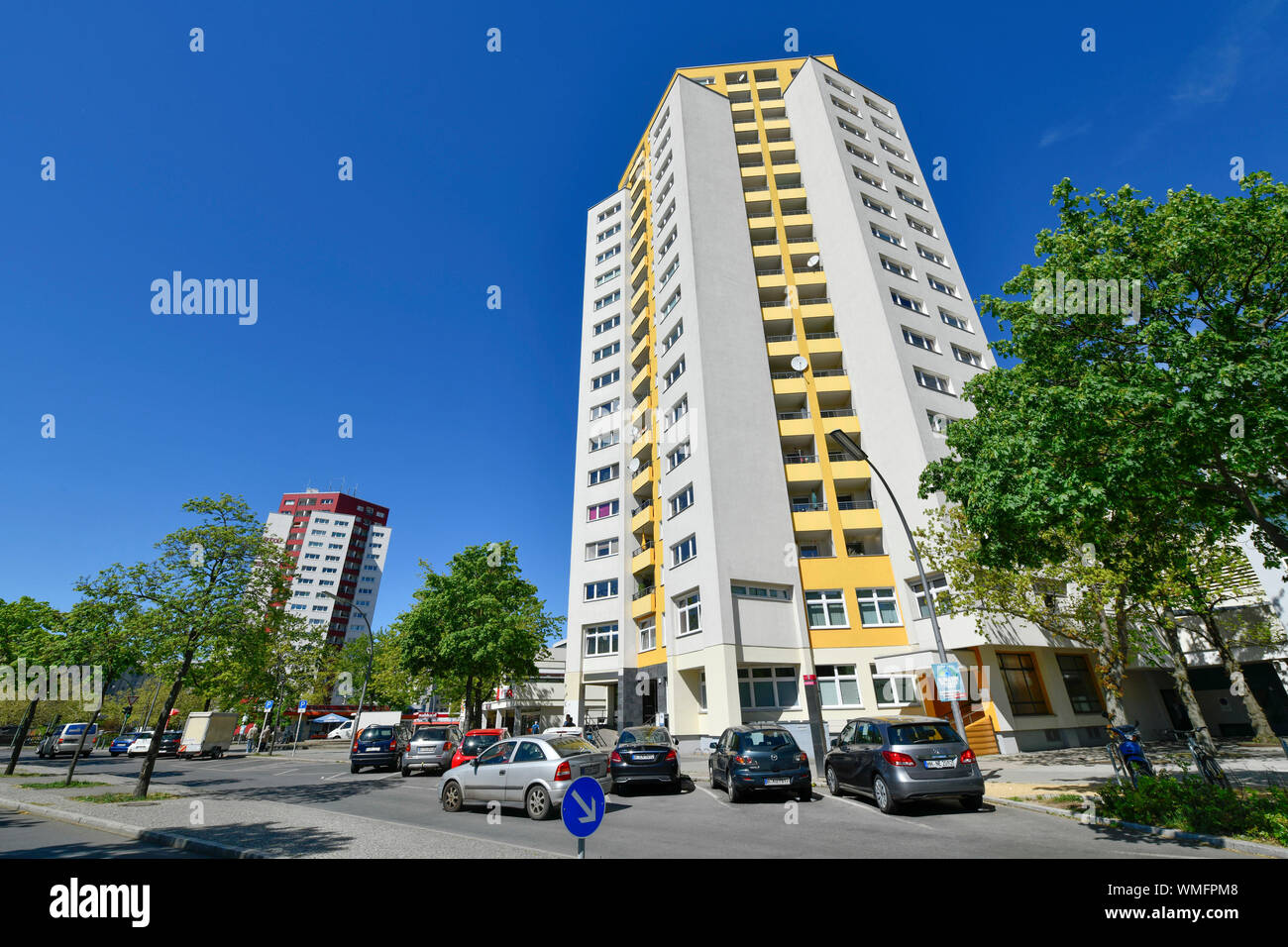Hochhaeuser, Magistratsweg und Obstallee, Obstallee-Siedlung und Rudolf-Wissel-Siedlung, Staaken, Spandau, Berlin, Deutschland Stockfoto