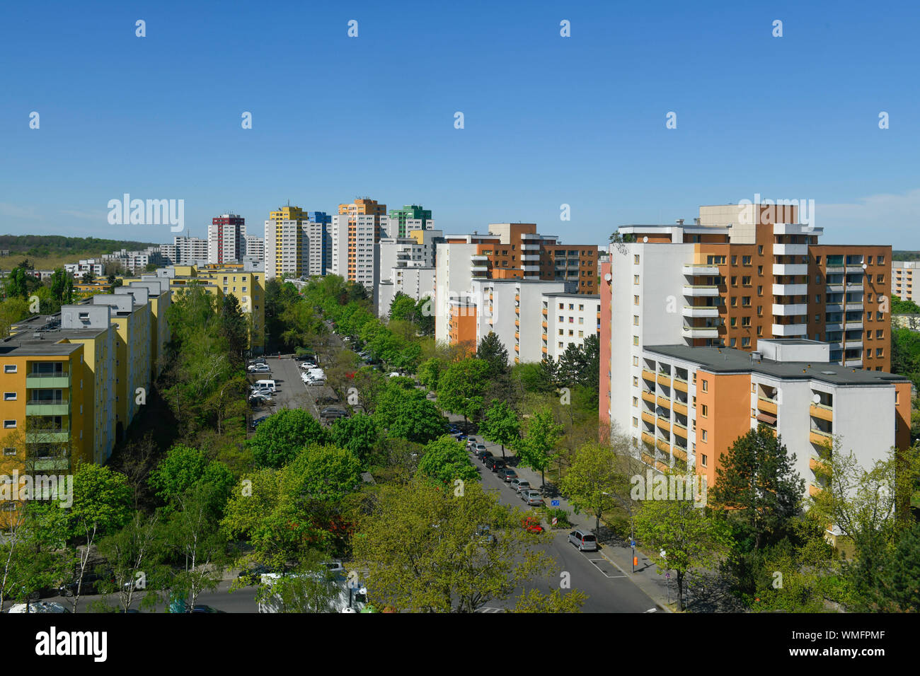 Hochhaeuser, Obstallee, Obstallee-Siedlung und Rudolf-Wissel-Siedlung, Staaken, Spandau, Berlin, Deutschland Stockfoto