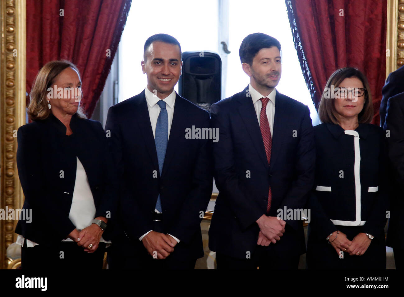 Rom, Italien. 05 Sep, 2019. Minister für Auswärtige Angelegenheiten Luigi Di MAio, Minister für Inneres Luciana Lamorgese, Minister des Reichtums Roberto Speranza und Verkehrsminister Paola De Micheli Rom 5 September 2019. Quirinale. Vereidigung Zeremonie von der neuen italienischen Regierung. Foto Samantha Zucchi Insidefoto Credit: insidefoto Srl/Alamy leben Nachrichten Stockfoto