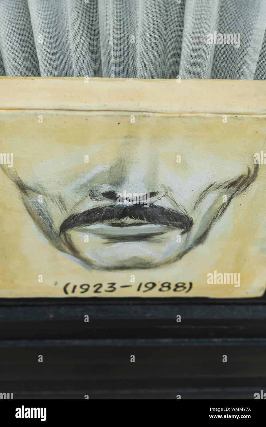 Grafische Zeichnung eines Schnurrbart auf Leinwand Stockfoto
