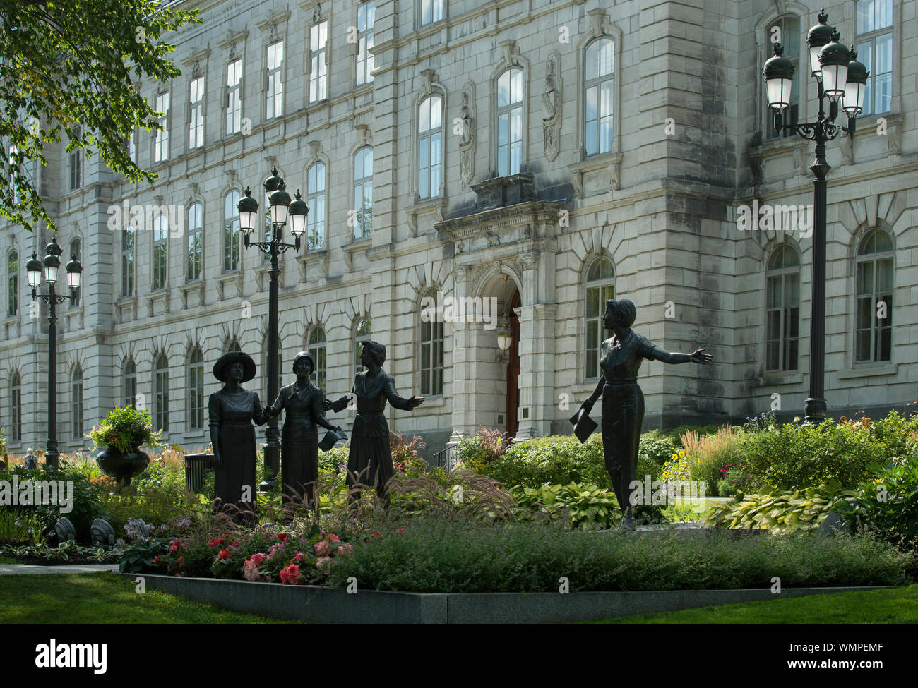Frauen in der Politik (nach rechts) Marie Lacoste-Gerin-Lajoie, Idola Saint-Jean, Therese Forget-Casgrain und Marie-Claire Kirkland Links. Québec, Kanada. Stockfoto
