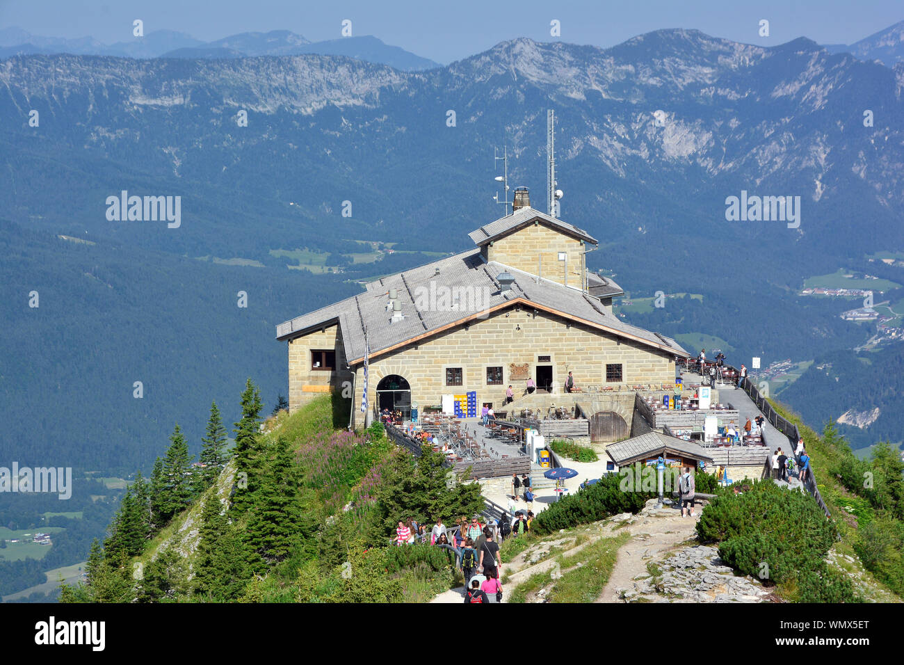 Buitenverblijf Van Hitler Bovenop De Berg Kehlstein
