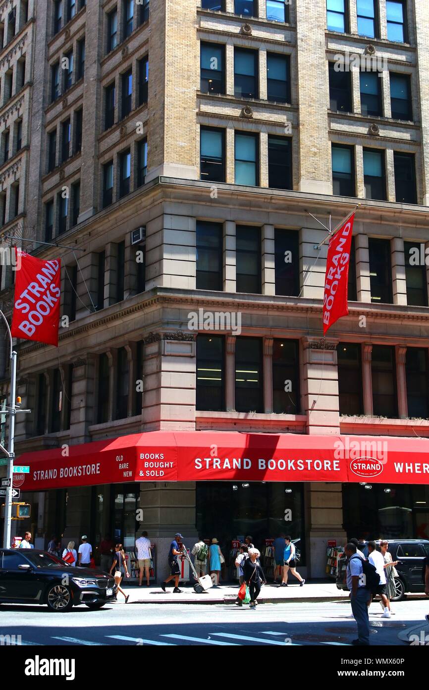 Strand Buchhandlung, für seine "18 Meilen Bücher" Slogan bekannt ist, ist der New York gut unabhängige Buchhandlung kennen. Manhattan am 19. Juli 2019 in Ne Stockfoto