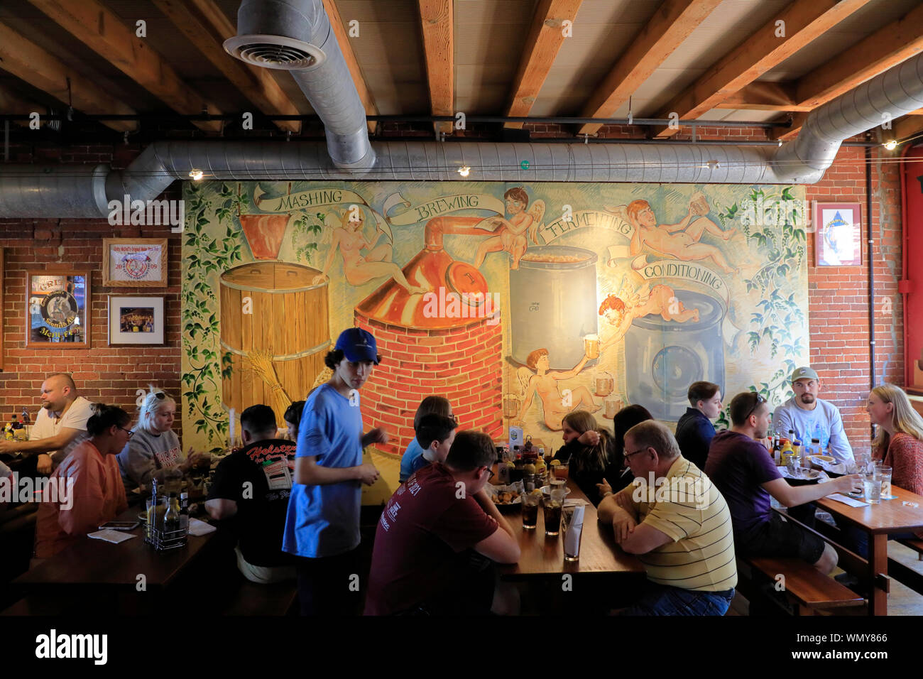 Innenansicht des Kiesigen Portland Brew Pub Old Port. Portland Maine. USA. Stockfoto