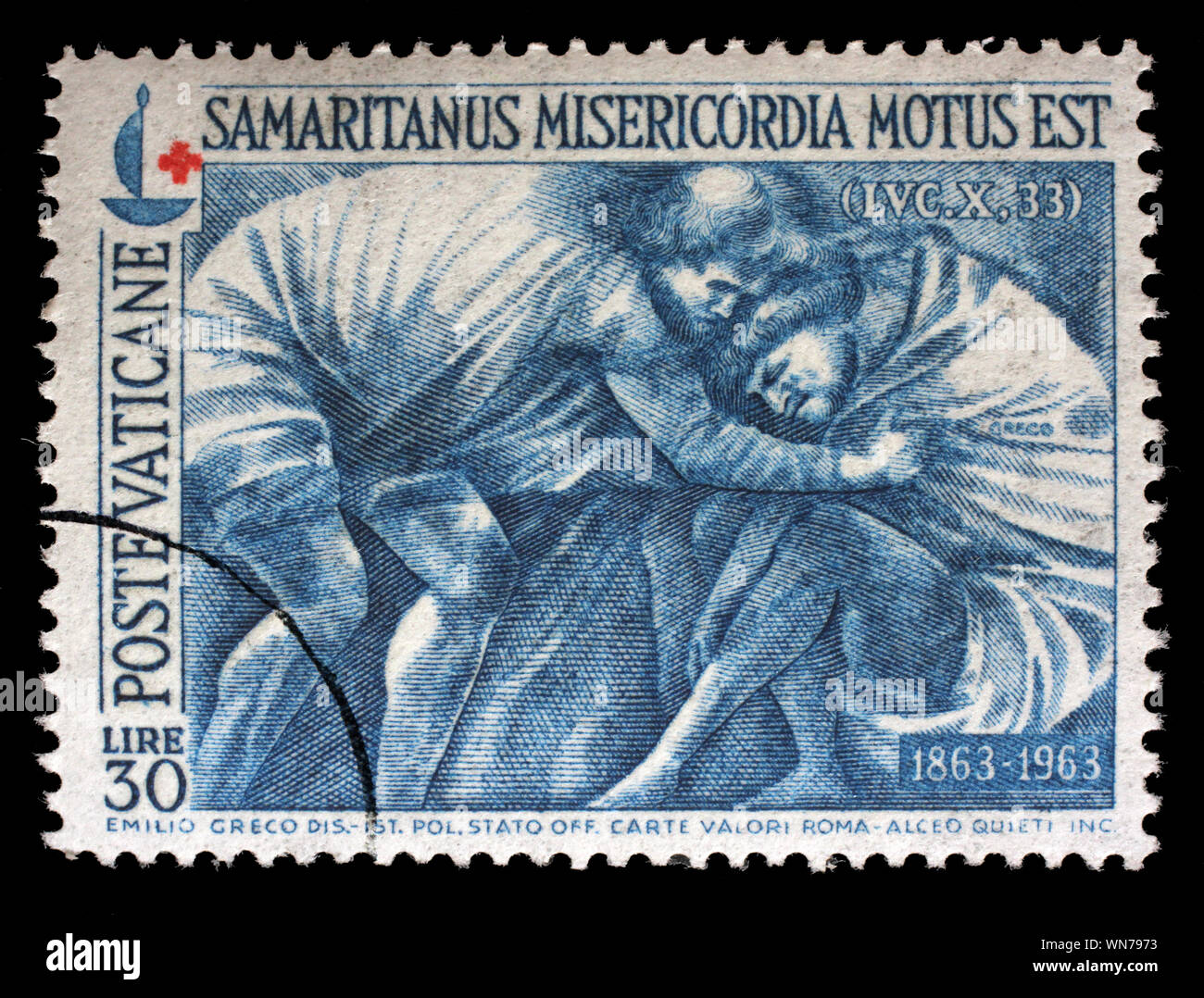 Stempel gedruckt in Vatikan zeigt "Der Barmherzige Samariter" durch Sizilianische Bildhauers Emilio Greco, Rotes Kreuz, circa 1964. Stockfoto