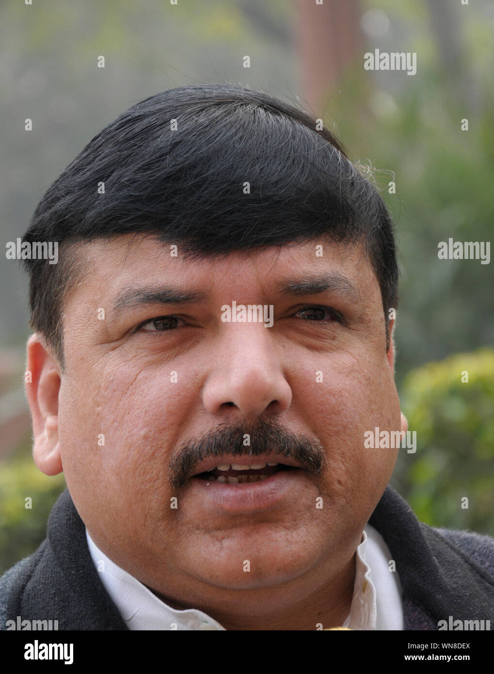 Sanjay Singh ist ein Politiker, nationaler Sprecher und aktuelle Rajya Sabha Mitglied des Parlaments von der Aam Aadmi Partei. Singh hat ein älterer Lea. Stockfoto