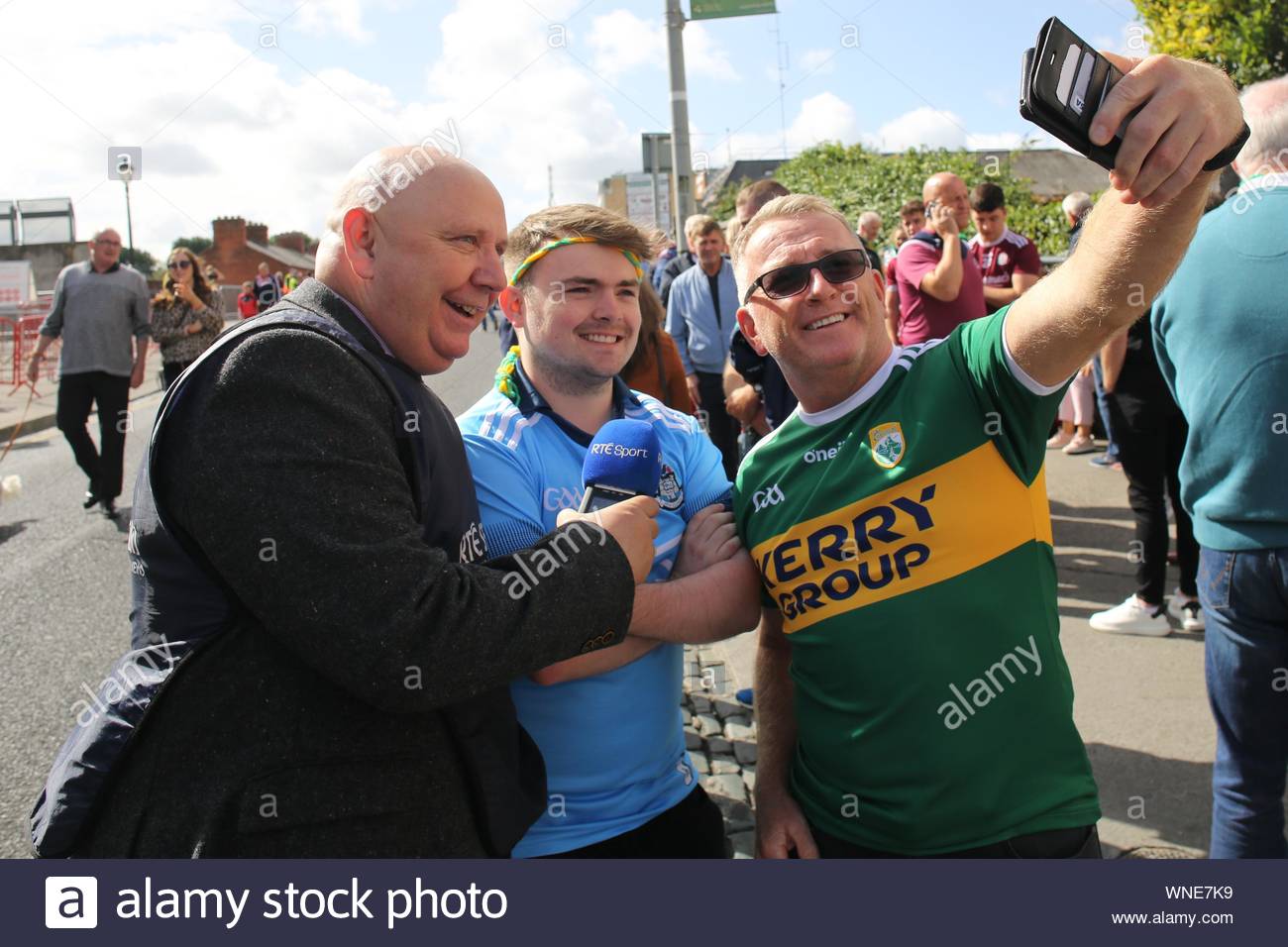 Dublin, 1. September 2019. Kerry Unterstützer im Croke Park in Dublin vor ein spannendes Alle Irland abschließenden Spiel gestern, die mit einem Unentschieden beendet Stockfoto
