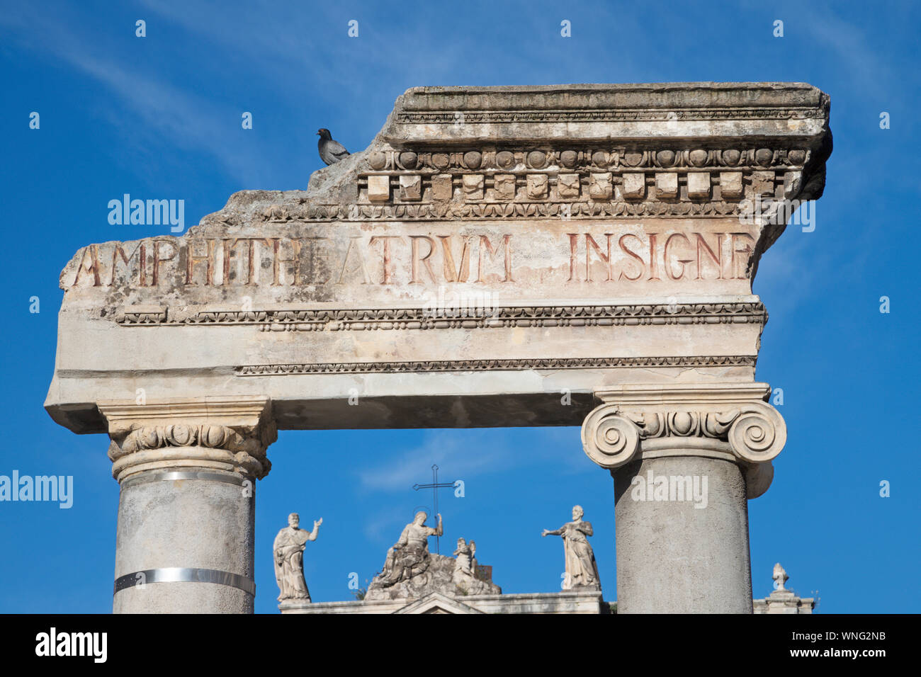 Catania - Das Detail aus Ruinen der römischen Amphitheater von Catania. Stockfoto