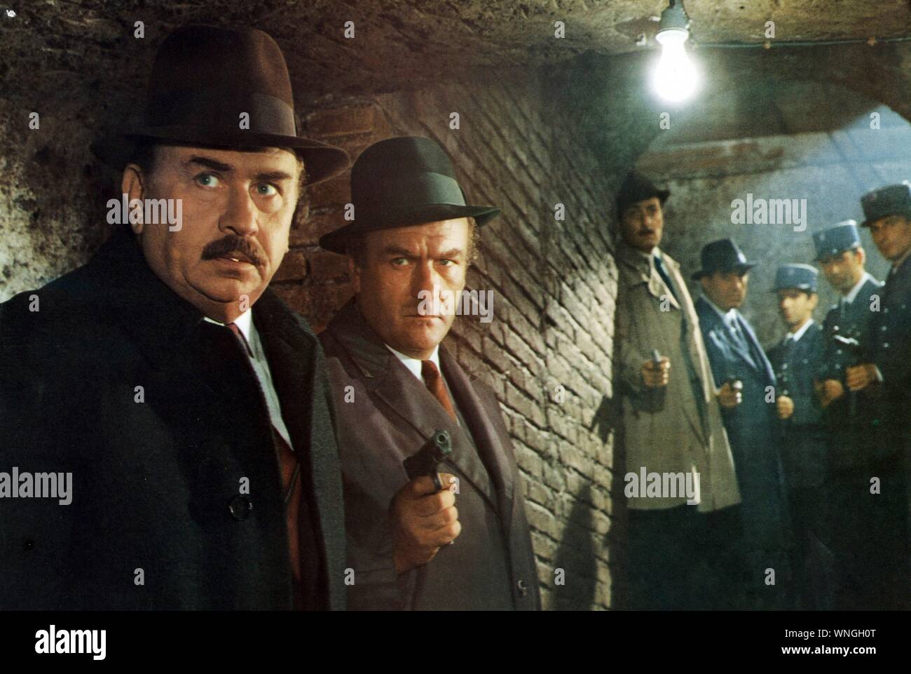 Maigret A Pigalle Jahr Frankreich Italien 1967 Regie Mario Landi Gino Cervi Christian Barbier Stockfotografie Alamy Maigret A Pigalle Jahr Frankreich Italien 1967 Regie Mario Landi Gino Cervi Christian Barbier Stockfotografie Alamy