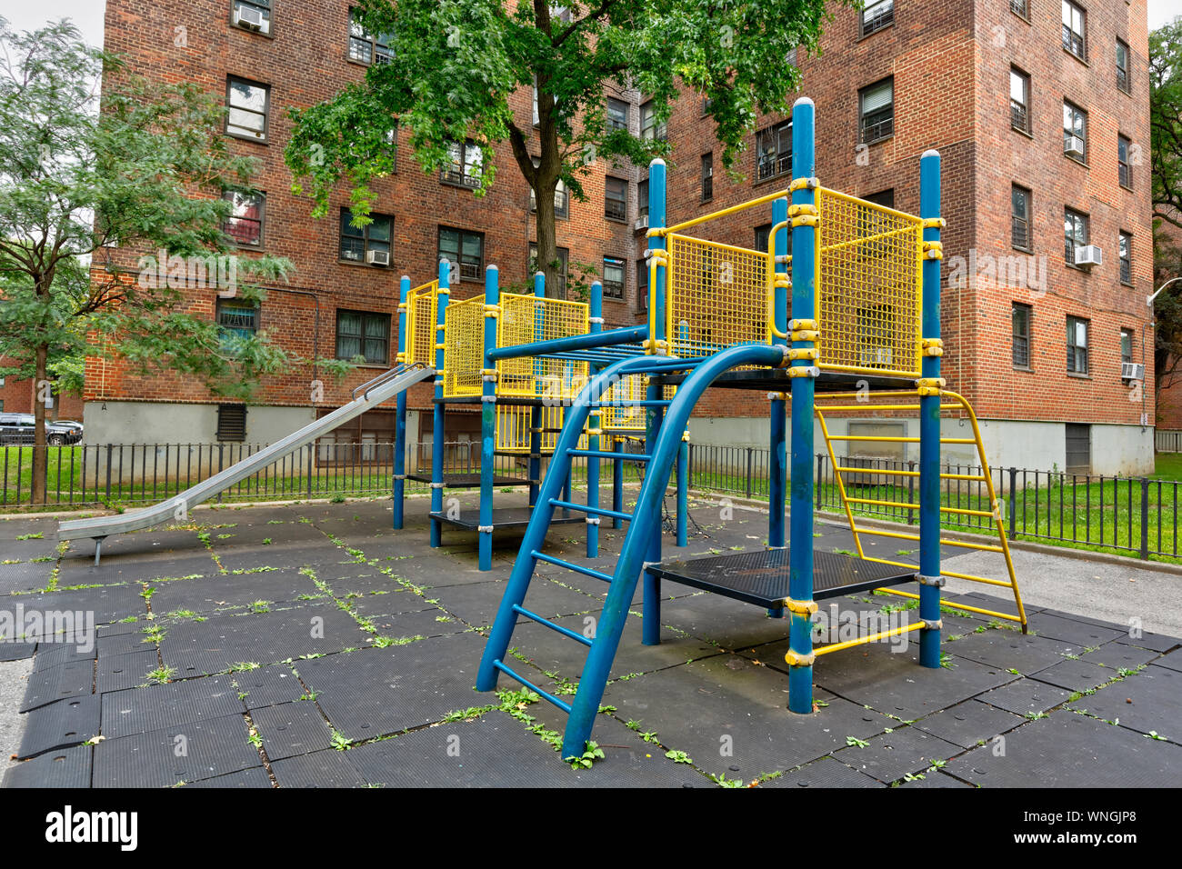 Spielplatz im Gehäuse Projekt in Amerika Stockfoto