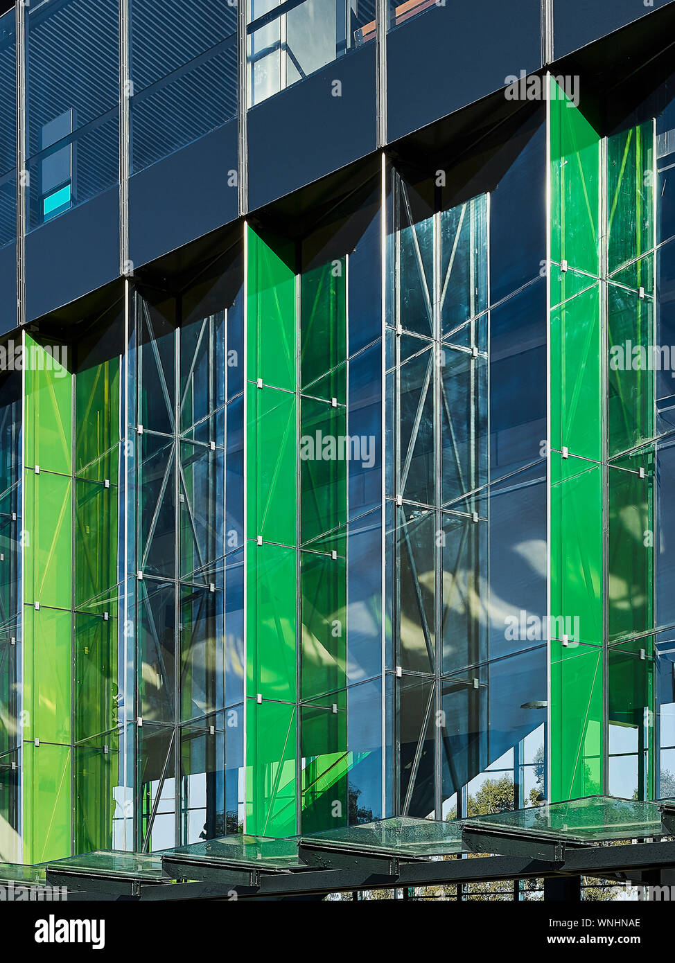 Bahnhofsgebäude Detail der Fassade. North West U-Bahnhöfe, Sydney, Australien. Architekt: HASSELL, 2019. Stockfoto