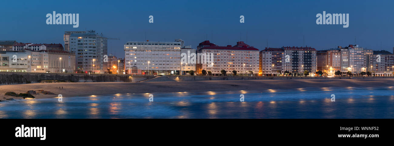 A Coruna Panoramablick von Riazor Strand. Spanien Stockfoto
