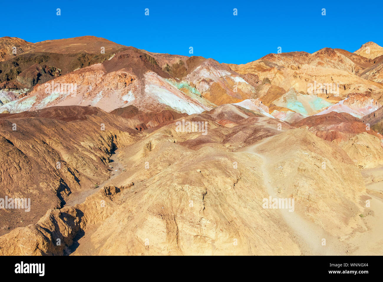 Blick auf Artist's Palette von Artist's fahren. Death Valley National Park. Kalifornien. USA Stockfoto