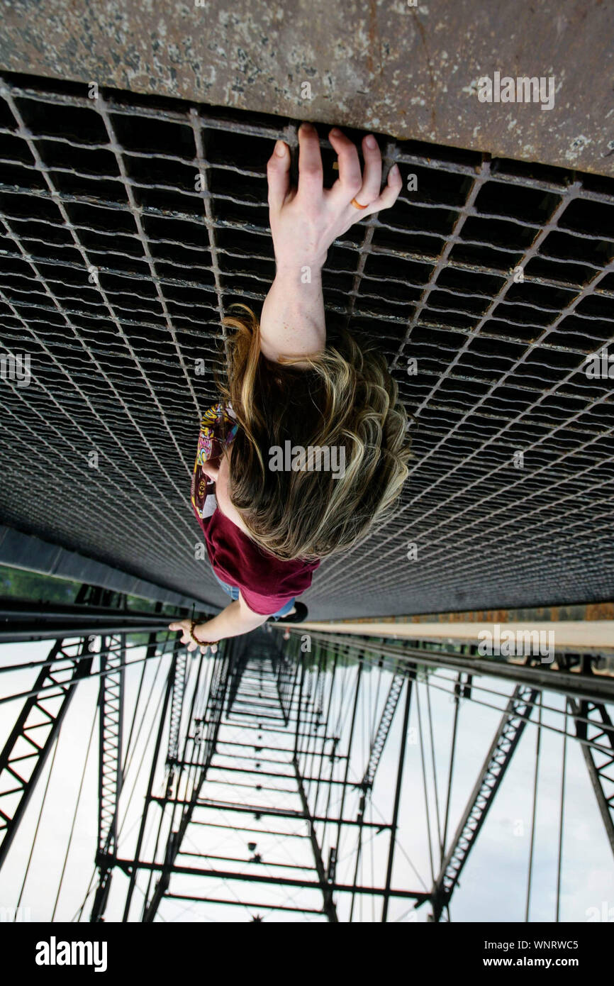 Wie über die Market St. Brücke in Harrisburg, PA zu fallen Stockfoto