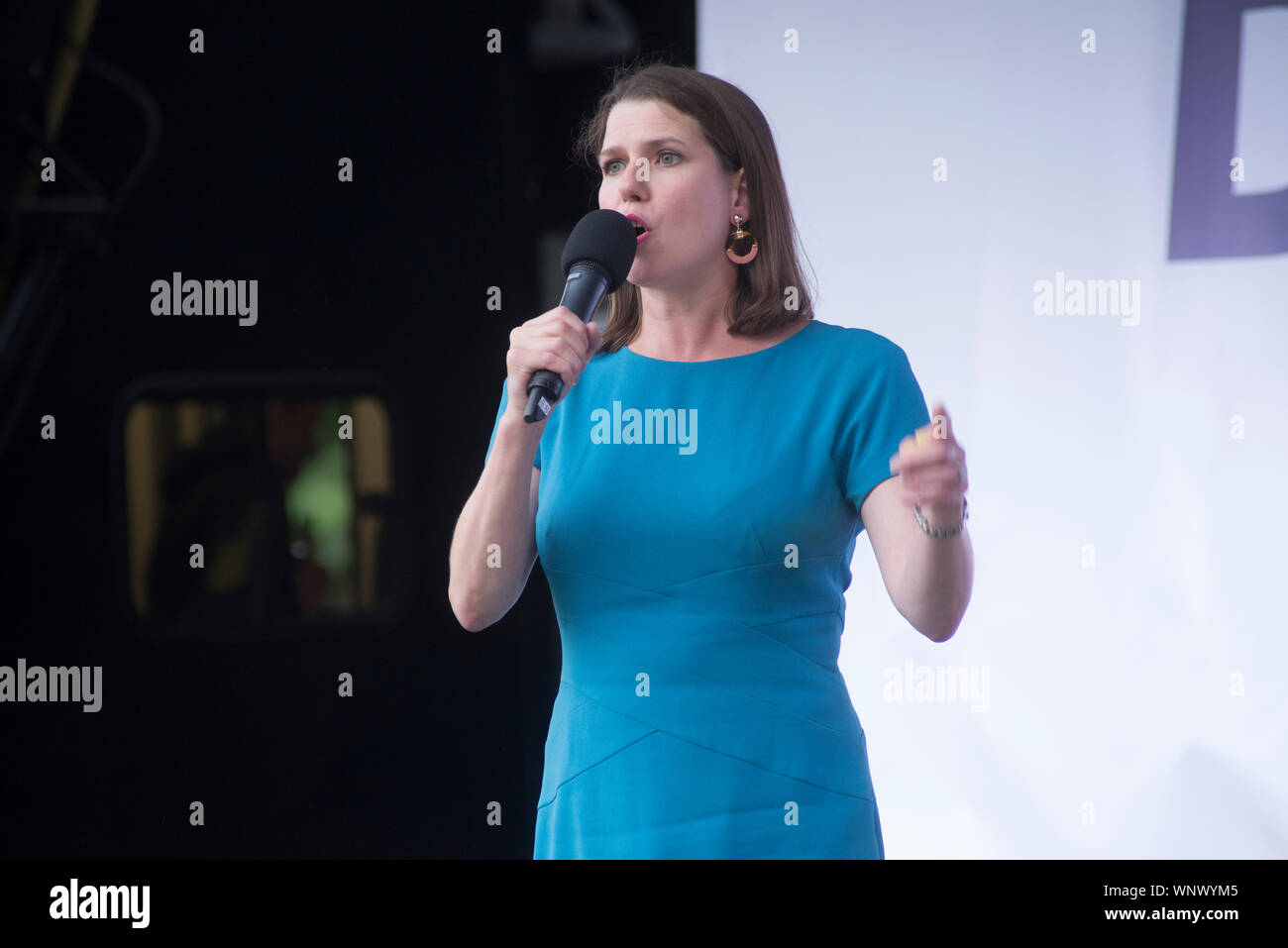 6. September 2019 - London, Parliament Square-Jo Swinson MP (Führer der Liberaldemokratischen Partei und MP für East Dunbartonshire) spricht auf der Kundgebung organisieren Stockfoto