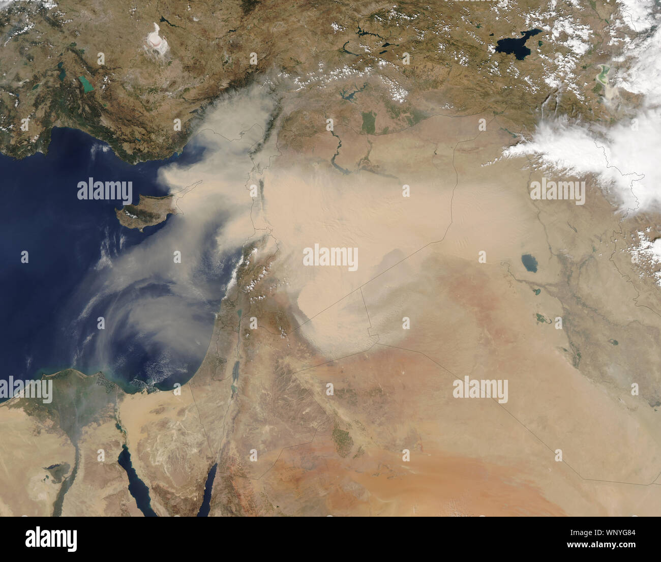 Staub Sturm über Naher Osten, Syrien, Irak, Jordanien, Türkei, 7. September 2015, das die NASA/Jeff Schmaltz/DPA Stockfoto