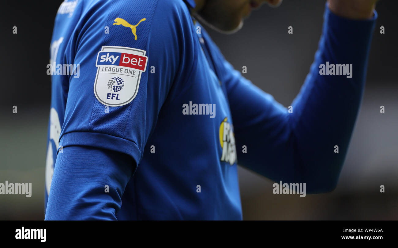 EFL Sky Bet Abzeichen während der Sky Bet League ein Spiel im Stadion MK, Milton Keynes. Stockfoto