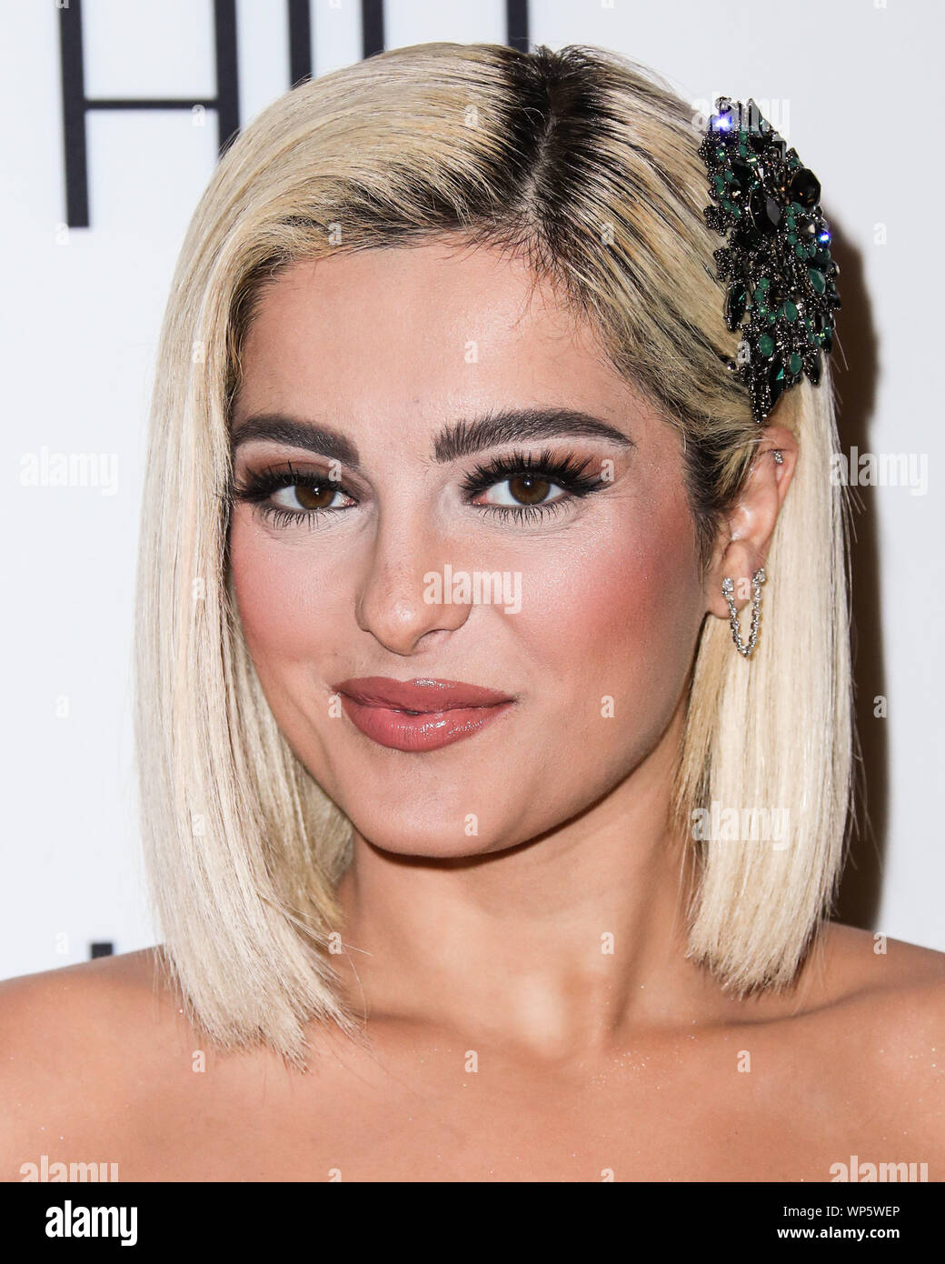 MANHATTAN, NEW YORK CITY, NEW YORK, USA - SEPTEMBER 06: Sänger Bebe Rexha kommt an der Sherri Hill NYFW Frühjahr 2020 Runway Show im Cipriani 42nd Street am September 6, 2019 in Manhattan, New York City, New York, United States. (Foto von Xavier Collin/Image Press Agency) Stockfoto