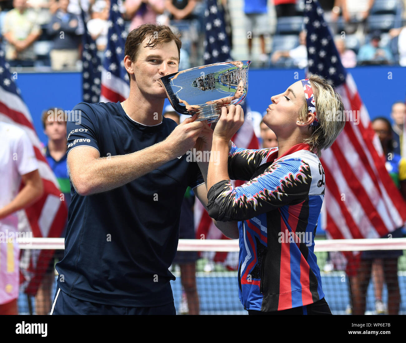 Flushing Meadows New York US Open Tennis Tag 12 06/09/2019 Beth Mattek-Sands (USA) und Jamie Murray (GBR) gewinnen Mixed endgültige Foto Roger Parker International Sport Fotos Ltd/Alamy leben Nachrichten Stockfoto