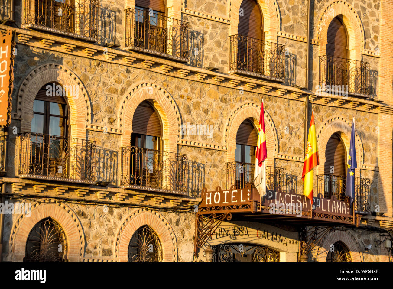 Das schöne Princessa Hotel, eines der beliebtesten Gastgeberhotels in Toledo, Spanien. Stockfoto
