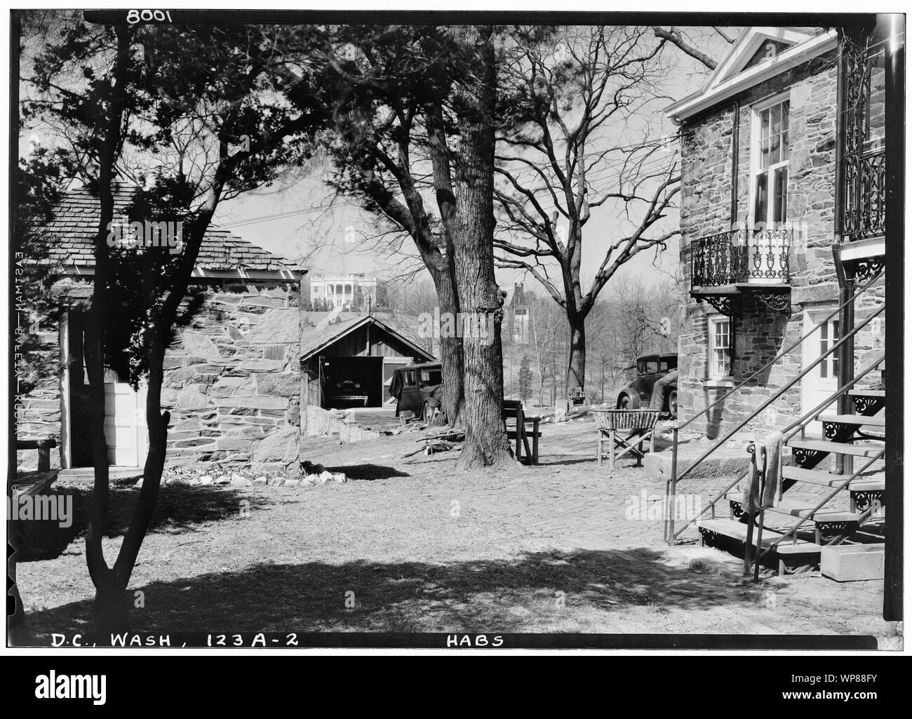 Linnean Hügel; 10. Historischer amerikanischer Gebäude Umfrage Albert S. Burns, Fotograf C. 1934, 1935. - Linnean Hill, 3545 Williamsburg Lane Northwest, Washington, District of Columbia, DC Dies ist ein Bild von einem Ort oder Gebäude, im National Register der historischen Orte in den Vereinigten Staaten von Amerika aufgeführt ist. Ihre Referenznummer lautet 73000223. Stockfoto