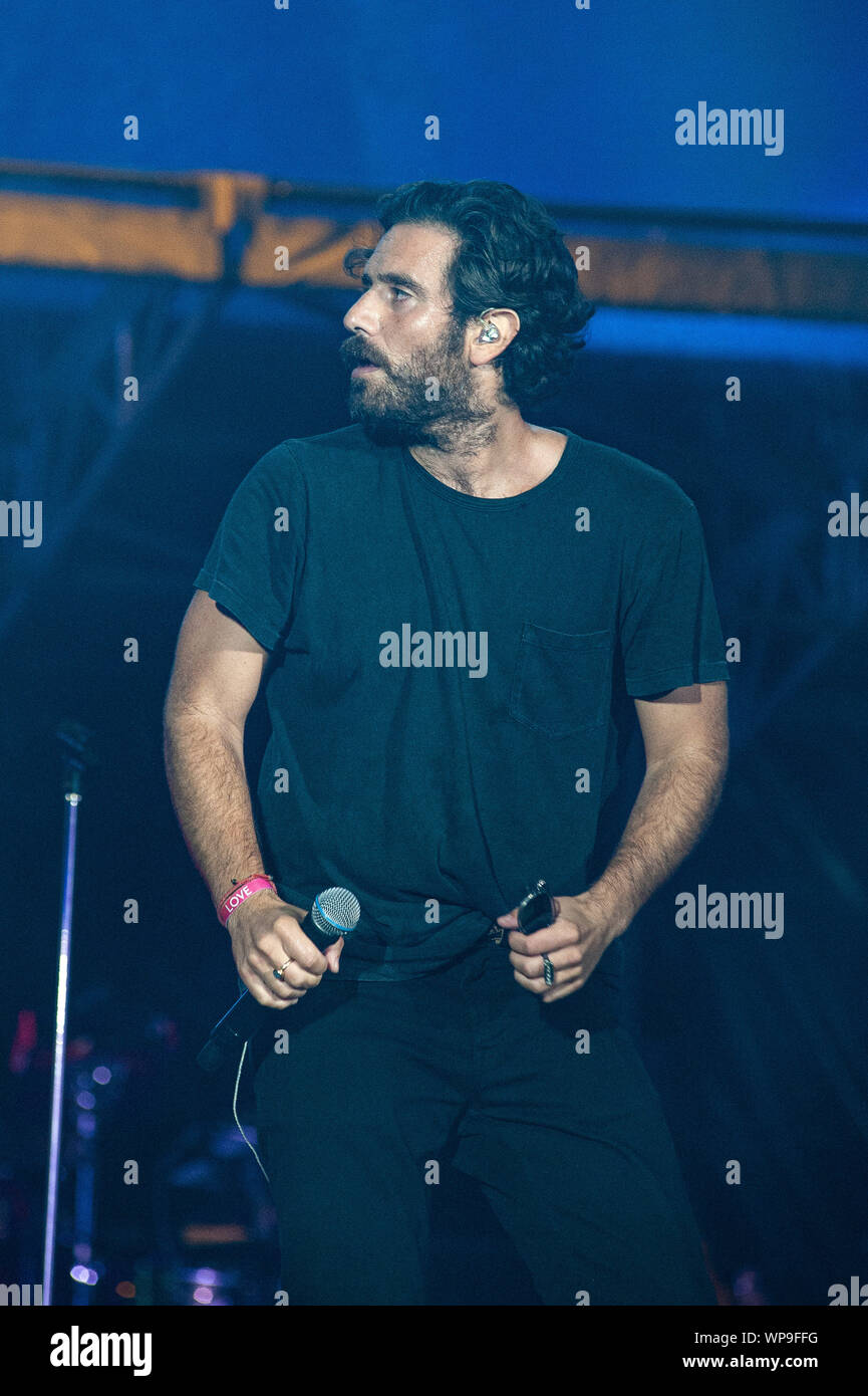 Rom, Italien. 07 Sep, 2019. Das Trio beendet den Zyklus der Liebe, ein Album, das den Titel der Tour im komplett ausverkauften Sporthalle gab, mit einer Veranstaltung, die zusätzlich zum Journalisten der Titel der ersten italienischen Gruppe zu gewinnen in der Alten maximale Zirkus von ROma. Abgebildet ist Tommaso Paradiso Credit: Unabhängige Fotoagentur/Alamy leben Nachrichten Stockfoto