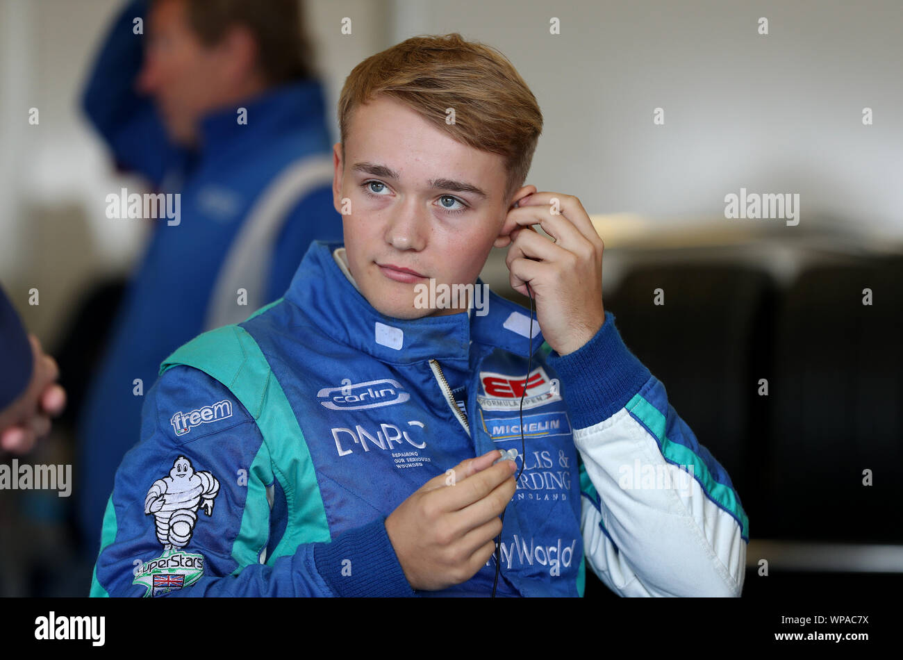 Die Carlin Motorsport Billy Monger beim 2. Rennen Der Euroformula Öffnen in Silverstone, Towcester. Stockfoto