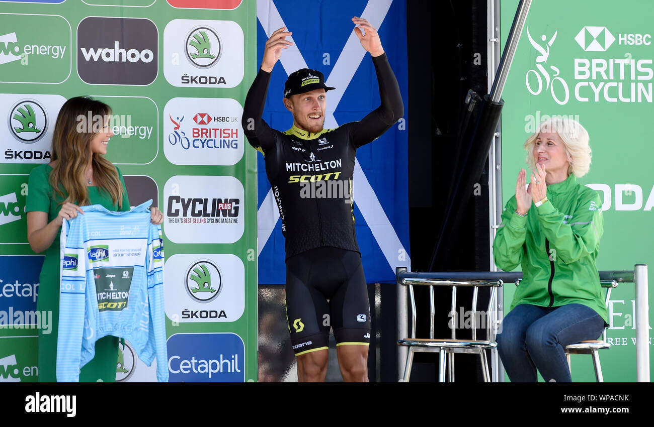 Der mitchelton-scott Matteo Trentin feiert gewinnt zwei der OVO Energy Tour von Großbritannien aus Kelso zu Kelso. Stockfoto
