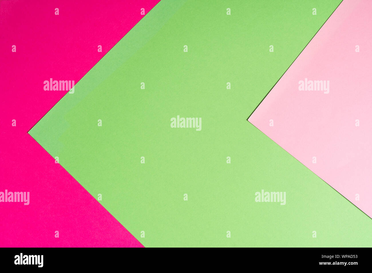 Mehrfarbige abstrakte Papier von Pastelltönen mit geometrischen Form, flach. Stockfoto